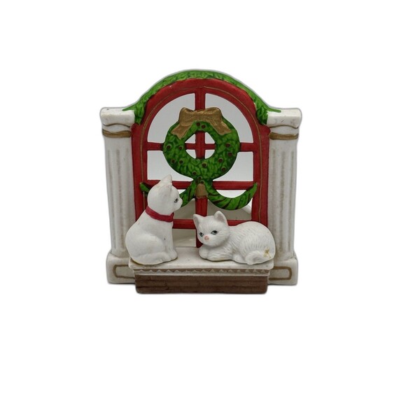 Vintage Waiting for Santa porcelain kittens Votive Candle Holder Wreath - Picture 1 of 12